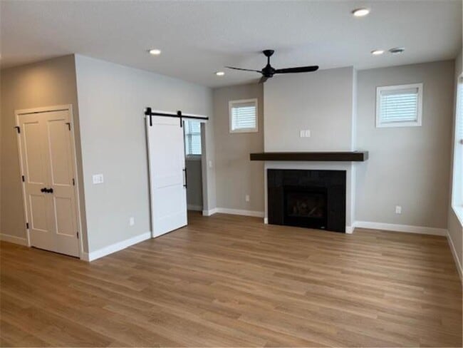 Photo - 11401 51st St NE