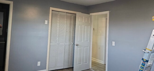 Photo - 513 Winfield Dr