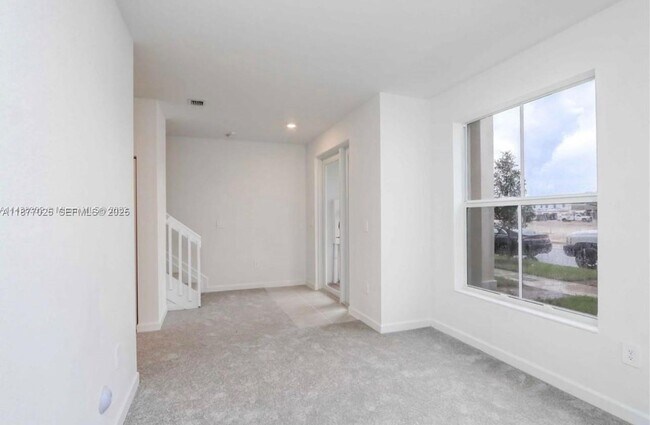 Photo - 26459 SW 148th Ave