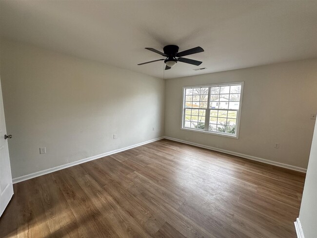 Photo - 1225 N Lee Dr