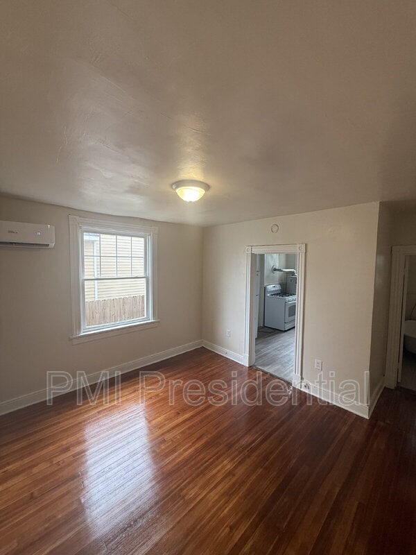 Photo - 1209 Wallace St Unit A