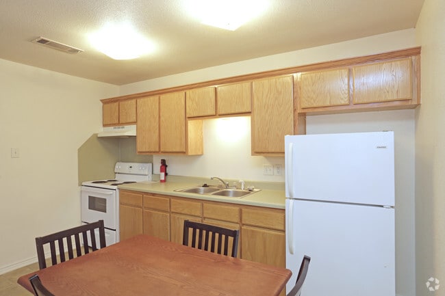 1BR-1BA Center - Bryce Avenue Apartments