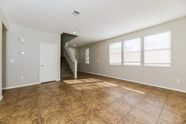 Photo - 6035 N Hidden Summit St