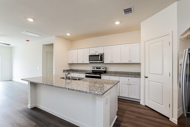 Photo - 27210 Clear Breeze Dr