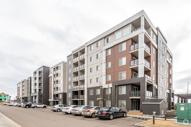 Building Photo - Cachet at Heritage Valley