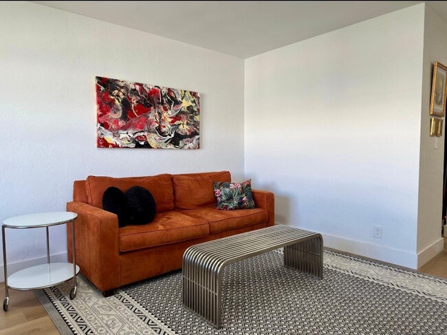 Photo - 299 SW 7th St Unit 207