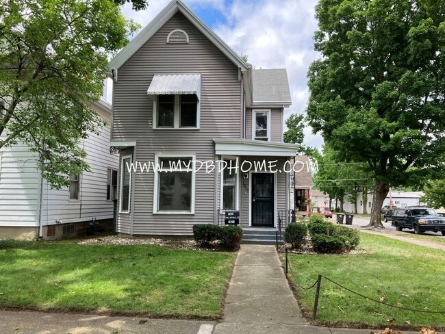 Photo - 1037 Lake Ave Apartment Unit 1/2