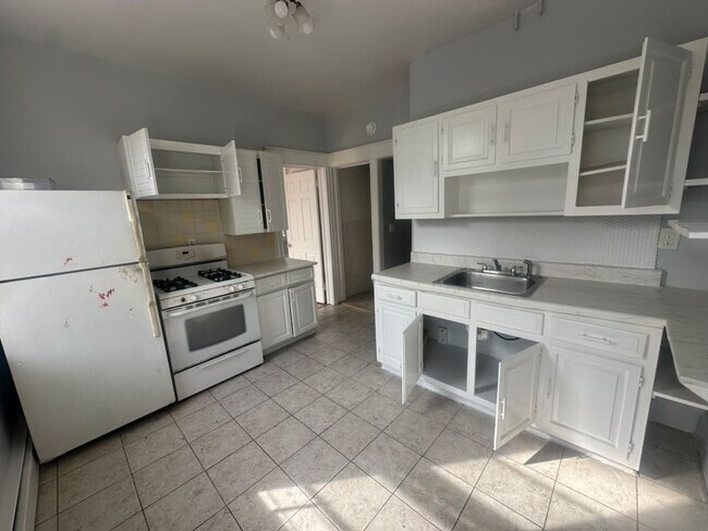 13 Porach St Unit 2F