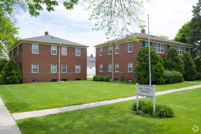 Photo - Bay Colony I