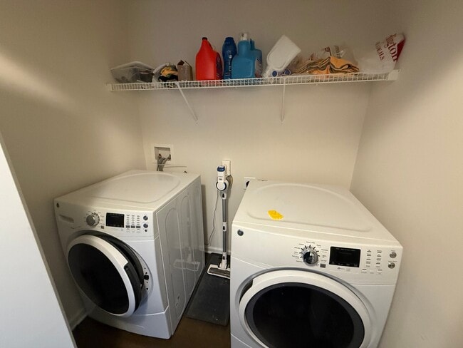 Photo - 8462 Hedwig Ln