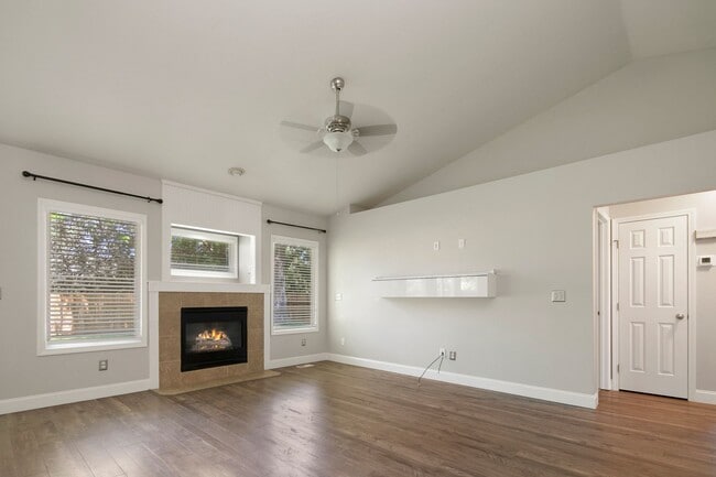 Photo - Discover this charming 4-bedroom, 2-bathroom home in Meridian!
