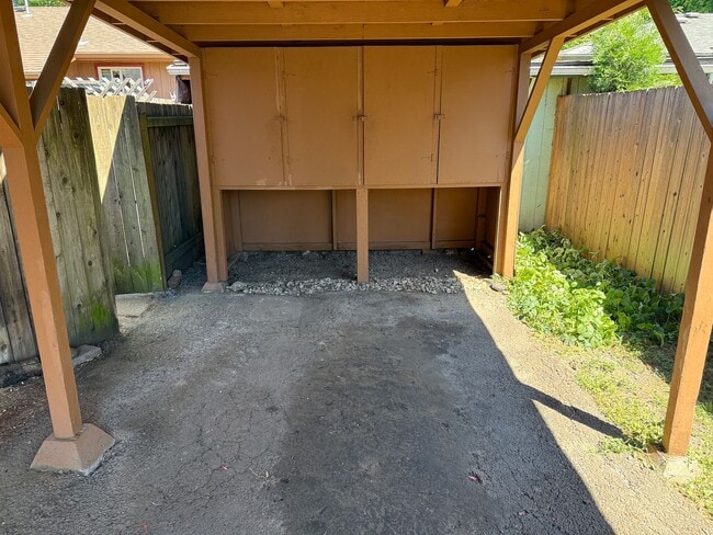 Photo - 1-bdroom, 1-bathroom duplex near Marie Jacob's Park!