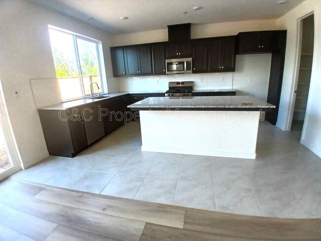 Building Photo - 5339 Shenandoah Pl