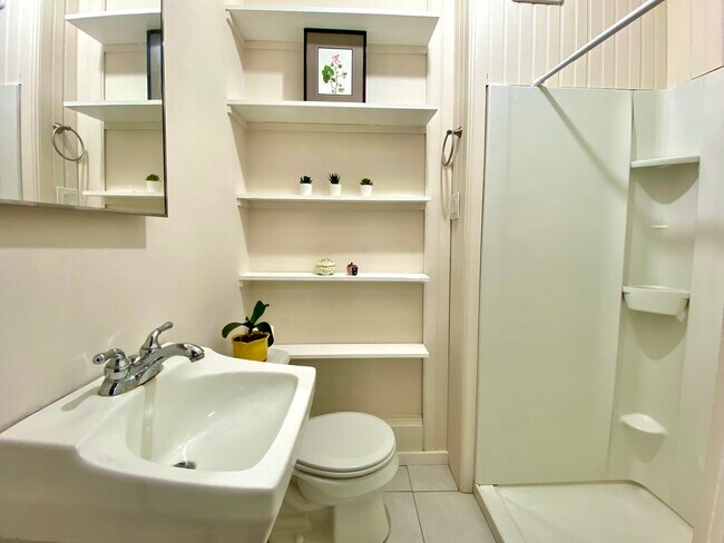 Photo - 22 Saint Germain St