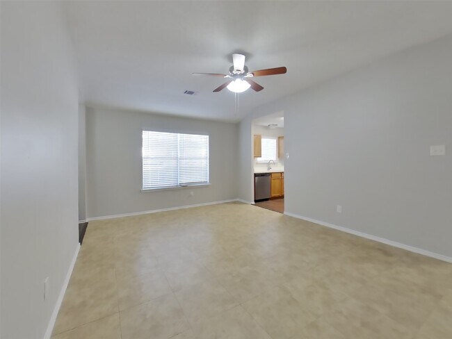 Photo - 7214 Winter Song Dr