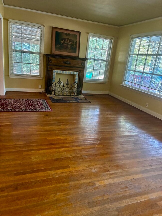 Photo - 404 N Jackson St