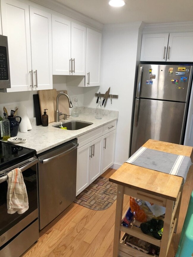 Photo - AWESOME 2 BED IN ALLSTON!!!!