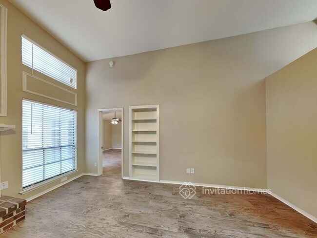 Photo - 5307 Pocassett Dr