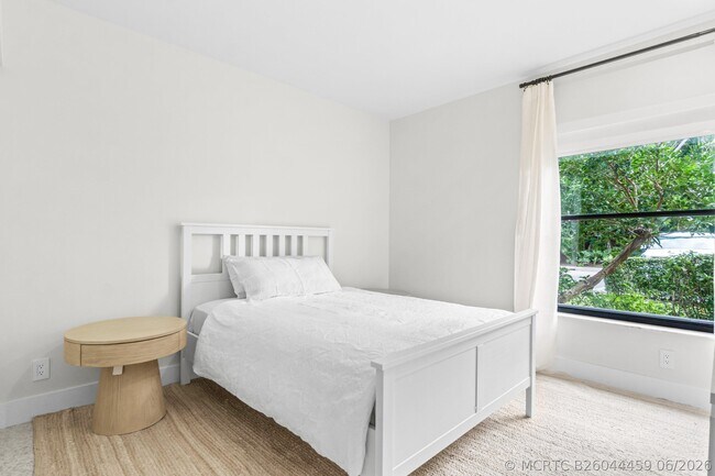 Photo - 11223 Pond View Dr Unit A103