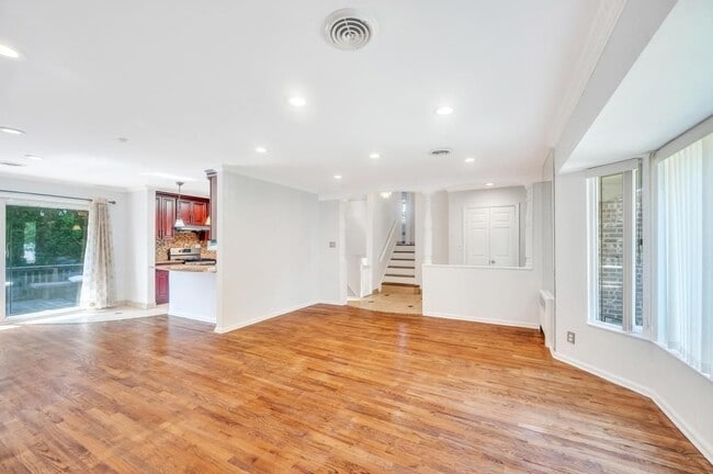 Photo - 51 Bellwood Dr