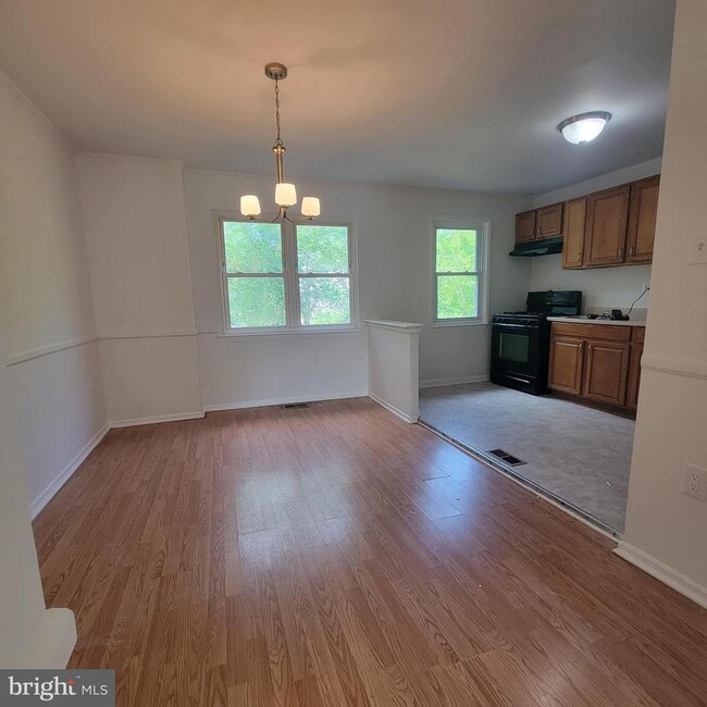 Photo - 8235 Tomlinson Ct Townhome