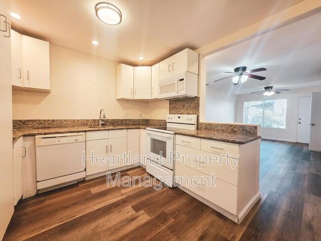 Photo - 284 Roanoke Rd