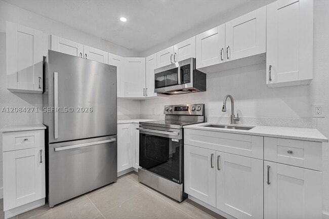 Photo - 1849 NW 16th St Unit B