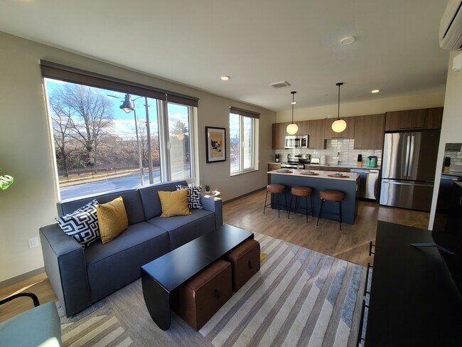 Photo - 290 Lincoln St