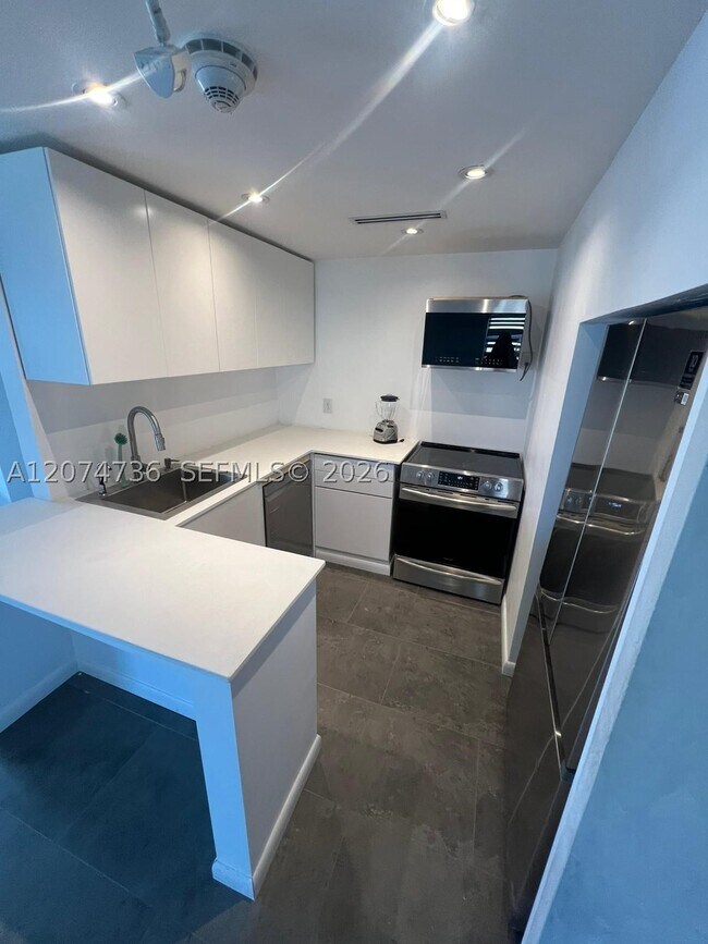 Photo - 3545 NE 167th St Unit 507