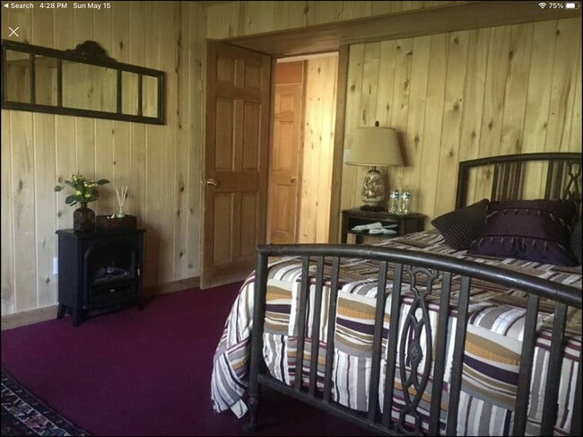 1878 S Beaver Creek Rd Unidad Cozy Mountain Home