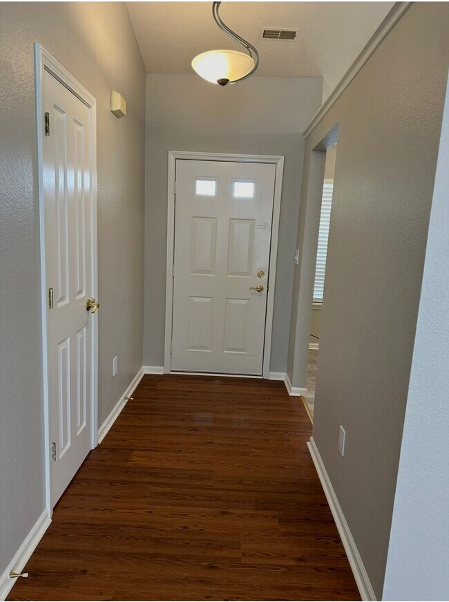 Photo - 543 Murphy Ln