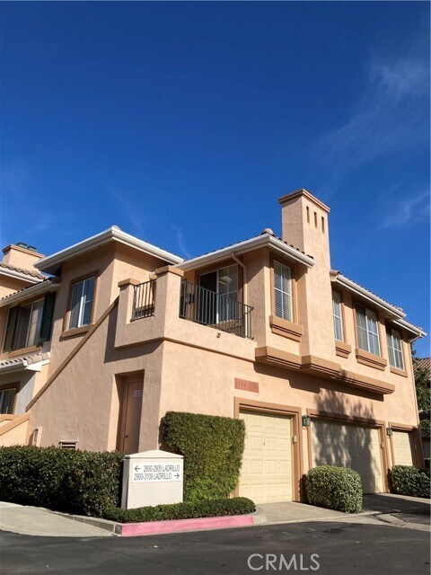 Building Photo - 2900 Ladrillo Aisle Rental