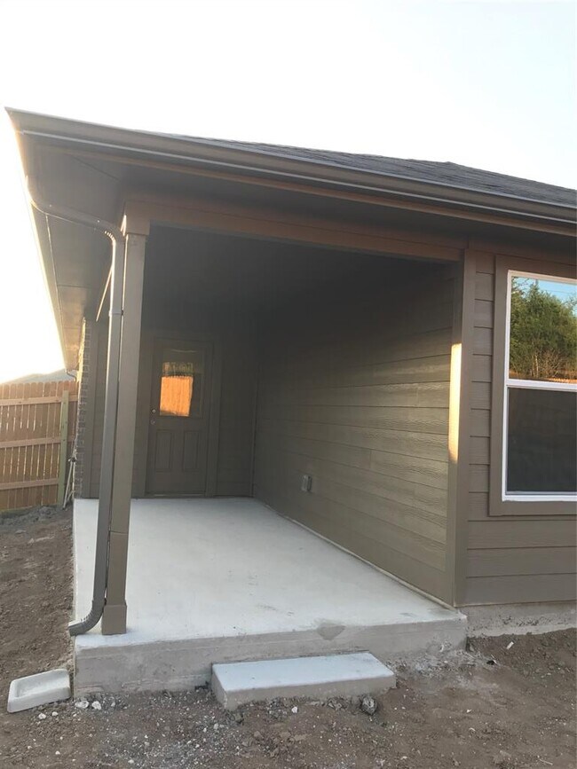 Photo - 11305 Dawes Pl