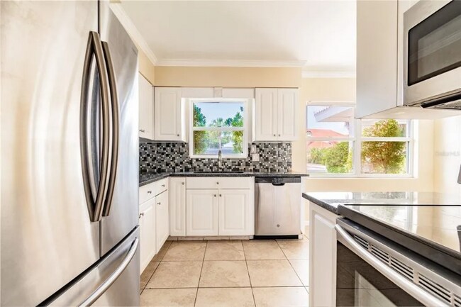 Photo - 2244 Donato Dr