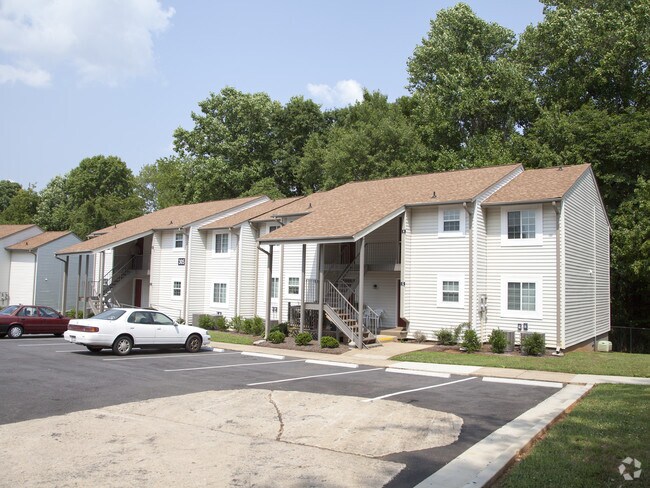 Photo - 300 Whitbeck Dr