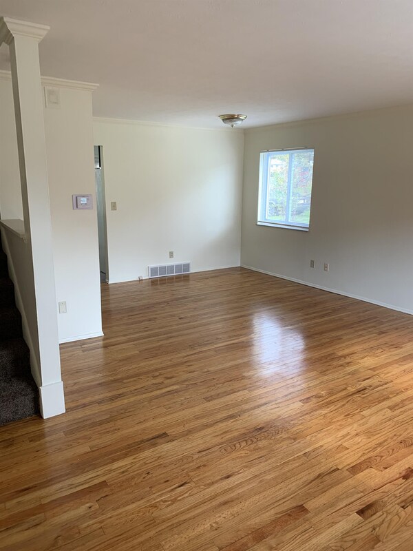 Photo - 309 Kenridge Rd