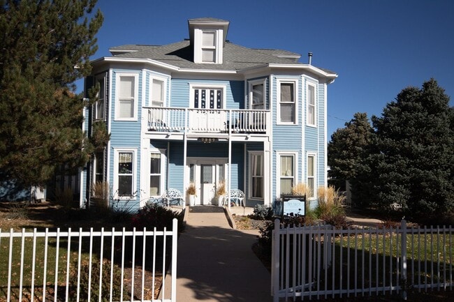 Photo - 7207 Grandview Ave Unit 204