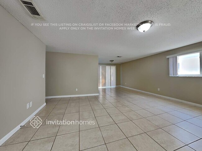 2818 W Shelton Ave