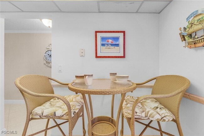 Photo - 1730 Sandy Cir Unidad 204