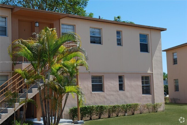 Building Photo - 6525 SW 57th Ct Unit 1 Rental