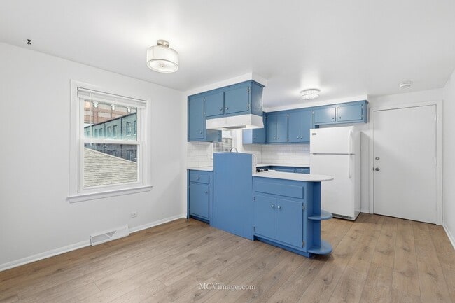 Photo - 3840 S Wolcott Ave Unidad 2