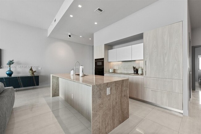 Photo - 480 NE 31st St Unit PH5002