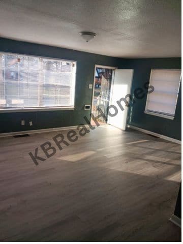 Photo - 826 Maury St