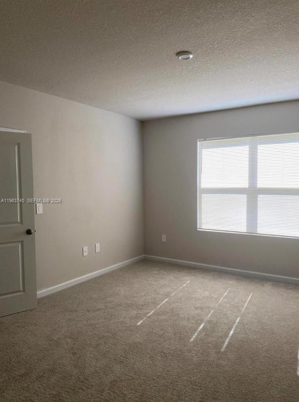 Photo - 323 Raspberry Rd Unit 323