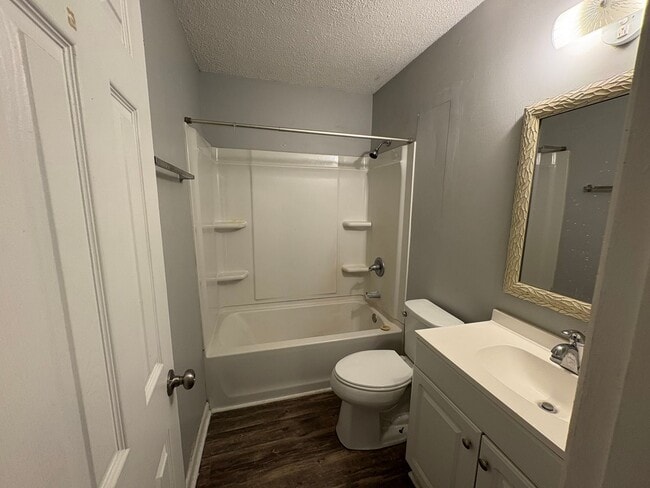 Photo - 131 Wall St Unit 103