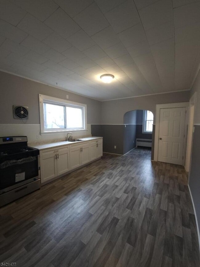 Photo - 163 Meade Ave