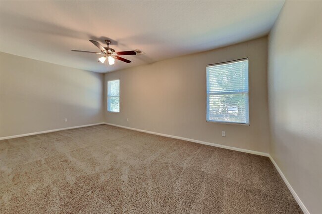 Photo - 16624 Foursquare Dr