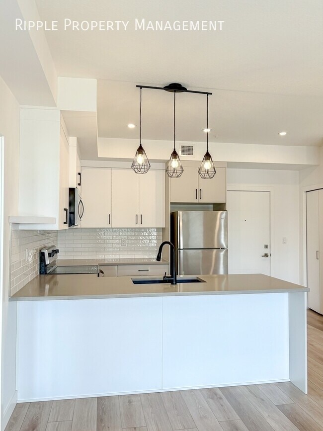 Photo - INCREDIBLE 2 BEDS/ 2 BATHS CONDO | SPRINGBANK HILL LIVING Unité 305
