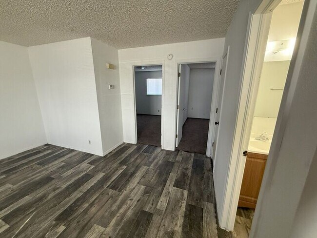 Photo - 107 E Kaw Ave Unit Apt 22