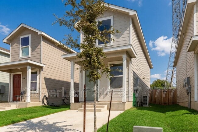 Photo - 7128 Elm Cv